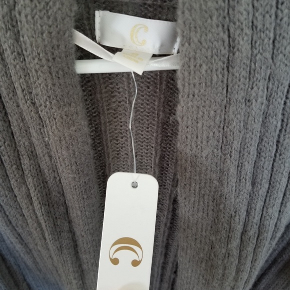 Cardigan - Picture 2 of 4